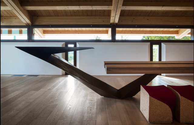 Wine Tasting Room Le Monde