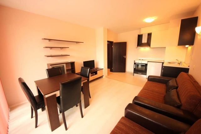 Sunny Apartment with terrace in Horyzont