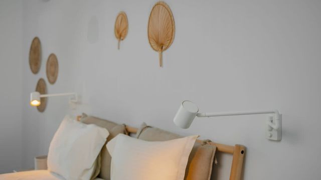 Aviva City Stay – Yellow Vibe Studio