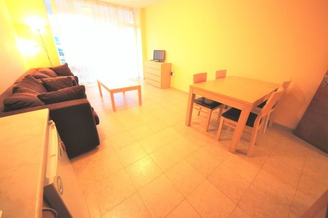 Cozy Karolina  Big Apartament with Pool View