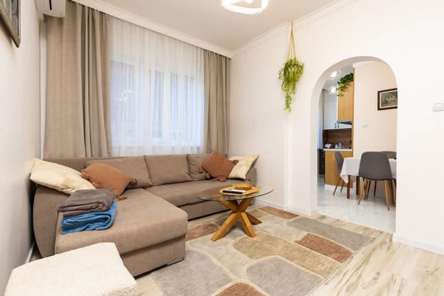 City Retreat with Local Charm