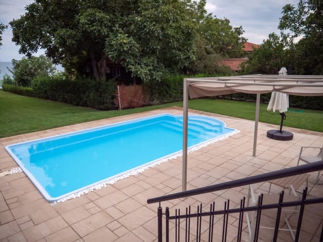 Private Villa with 5BD, Pool & Stunning Sea Views