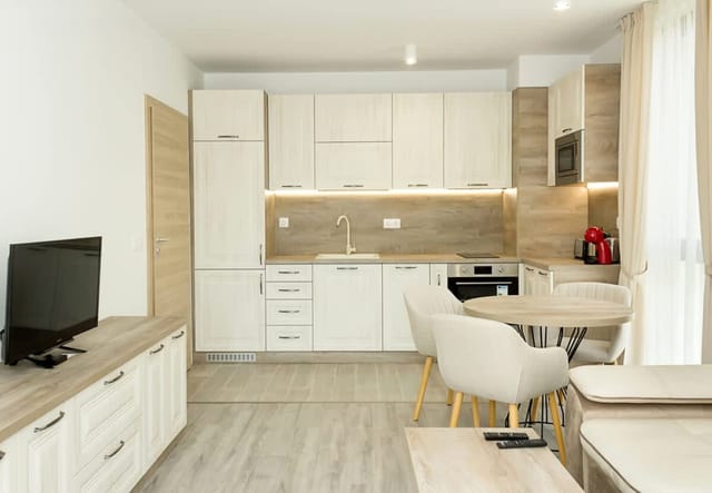 Azur Delux -1BD Flat with Parking & Pool