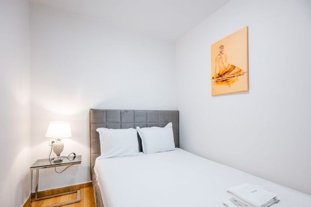 1BD Elegance on Vasil Levski Boulevard - Photo 2