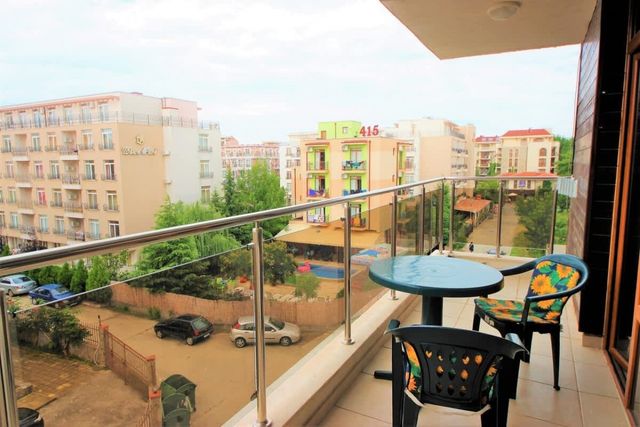 Cozy apartment in komplex Eden