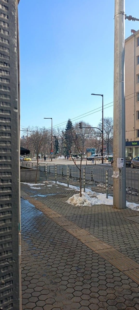 Urban Comfort: Central 1BDR near