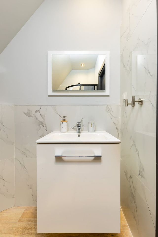 Central Apartments with Garden view - Apt No. 8