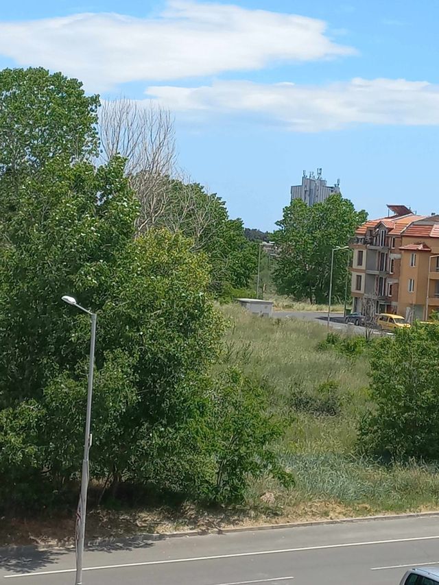 Sunny and Spacious Apartment - Quiet Area in Nesebar