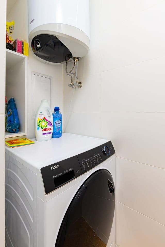 Happy People Plovdiv 1-BD Apartment - White