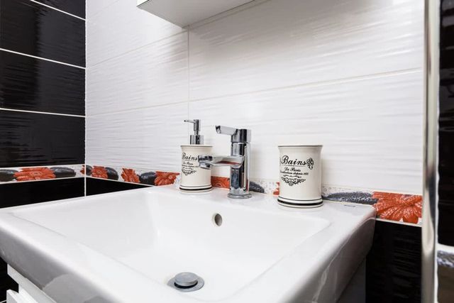 Beautiful 1BD Apartment with a Parking Spot