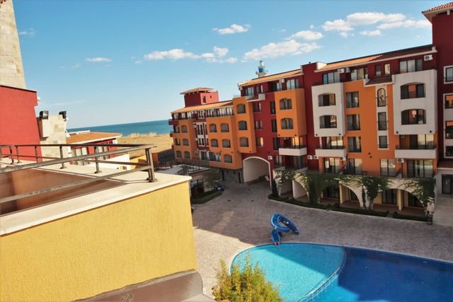 Cozy Aheloy  Marina Cape  Nice studio, Pool view