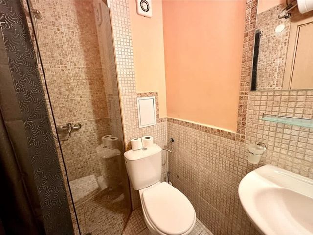 Cozy Rainbow 3  studio pool view