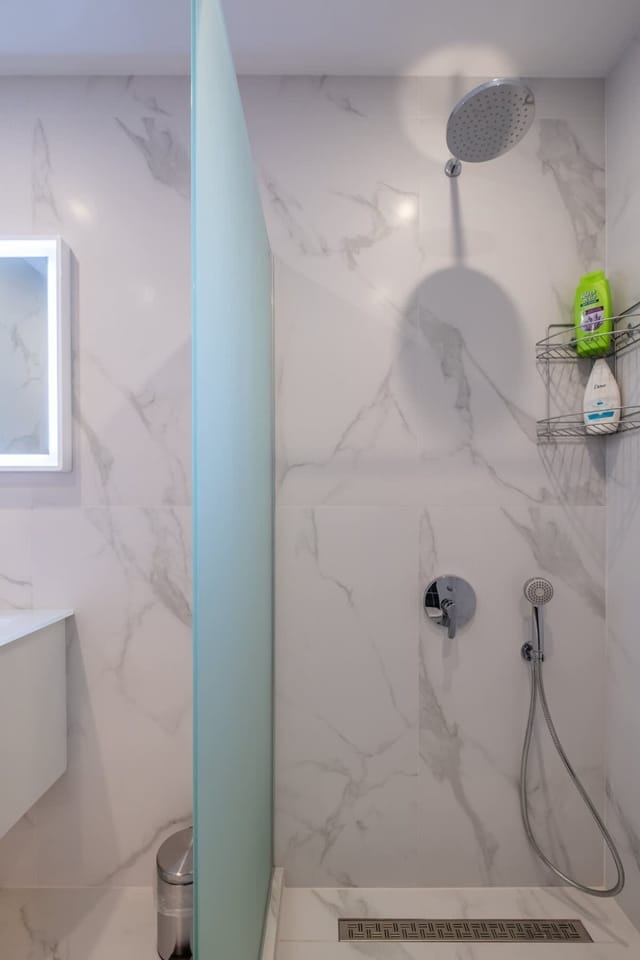 Elegant Deluxe - 2 Bedrooms apt.