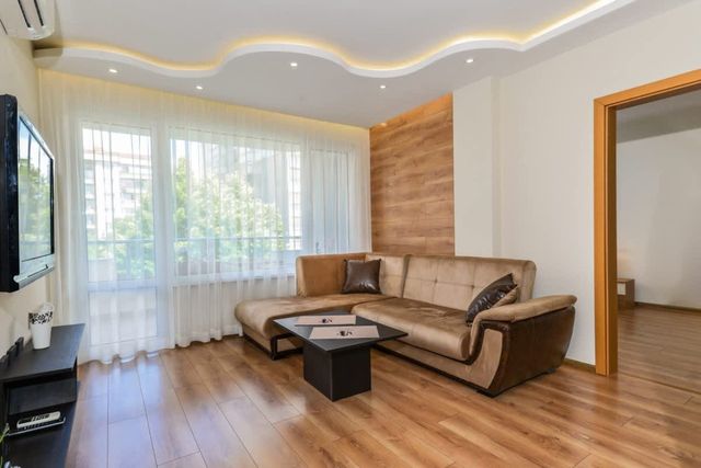 The M Place - Photo 2