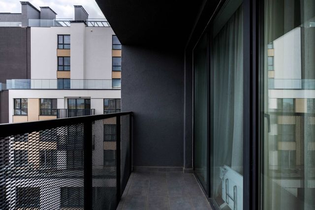 Charming 1BR with Balcony and View