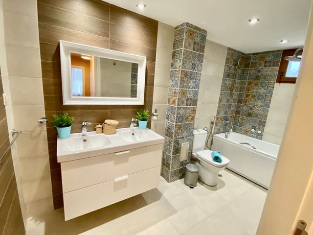 Modern Villa with Garden in Evksinograd, Varna