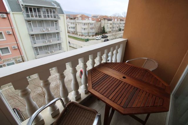 Cozy apartment in Villa Aria