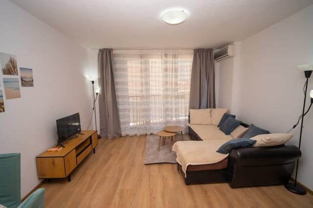 Spacious 2BD Apart. Walk to City Centre - Photo 2