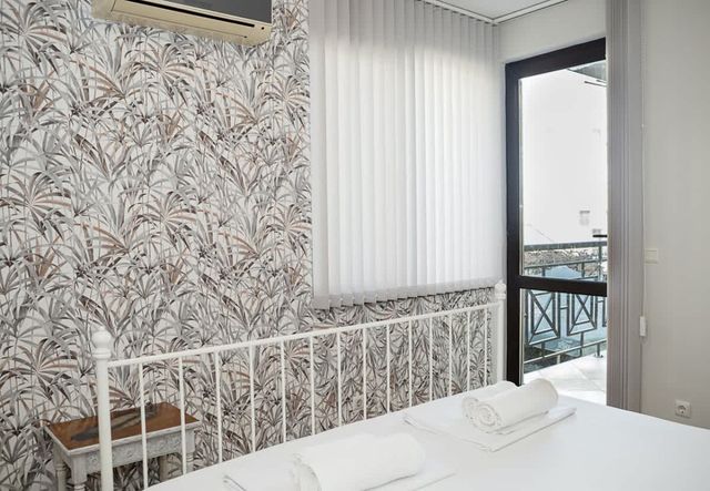 Cozy Seaside Escape – in Central Balchik