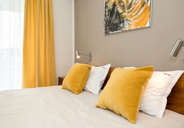 Chic 1BD Flat in St Constantine & Helena Complex