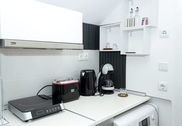 The Purplish Apartment Varna Center