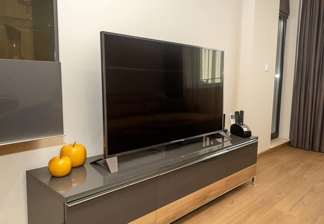 Cozy 1-Bedroom with Sea View & Parking