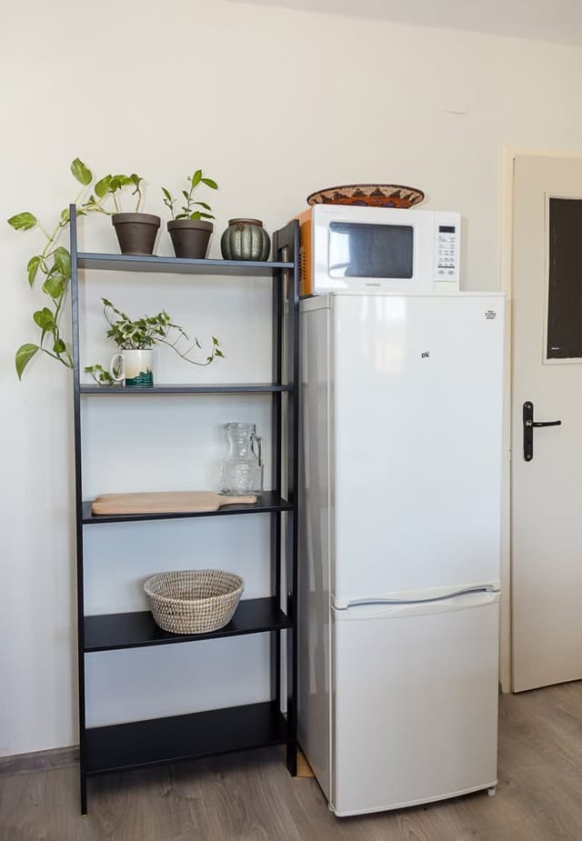 Cozy Sea-View Flat with Balcony in Galata, Varna