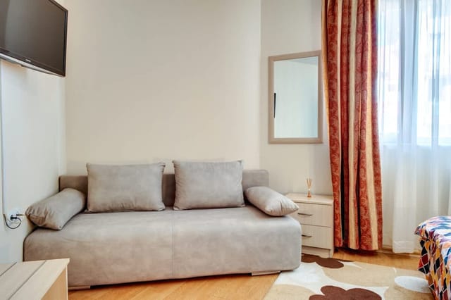 1BD Ski View Retreat in Pamporovo with Fireplace