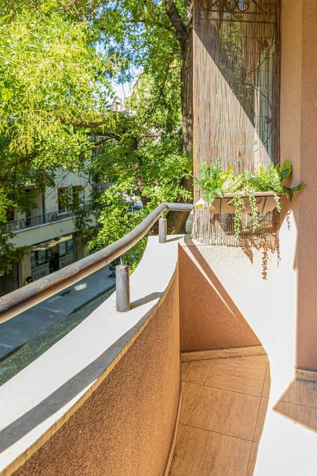 1BD Apartment - 5 mins to the city centre