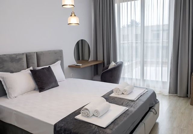 Moonlight Terrace – Panoramic Views, Luxe Comfort - Photo 4