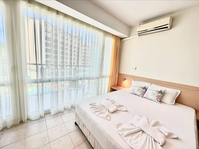 Miramar Palace Family Studio