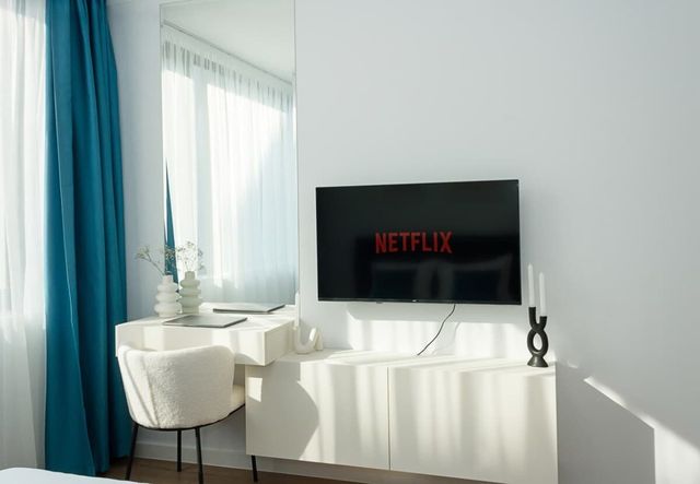 Chic Retreat in Varna's Fifth Element