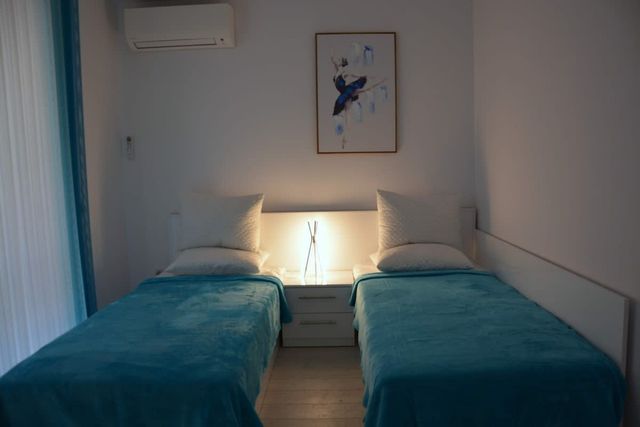 Unbeatable Location: New Lux Apartment Varna beach