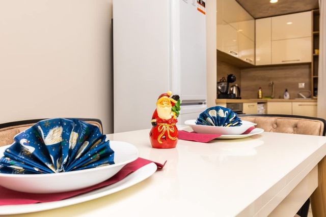 Sunny 1BD Apartment in OLD TOWN