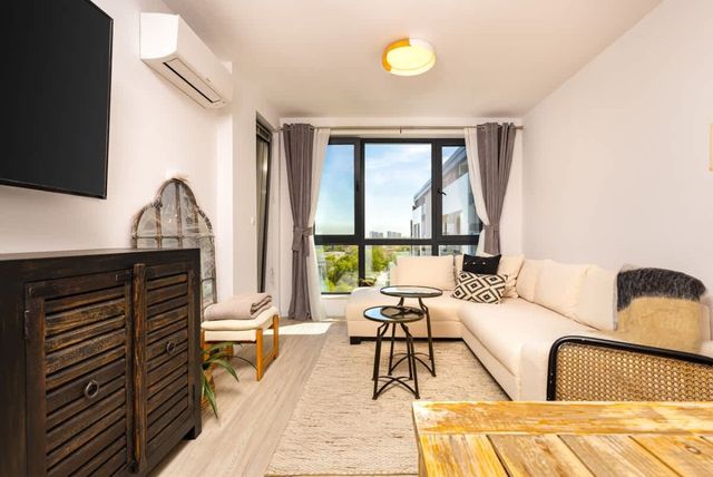 Exclusive One-Bedroom Retreat + Private Parking - Photo 2