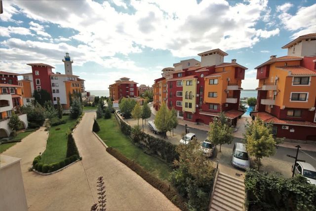 Marina Cape Cozy Studio with Balcony