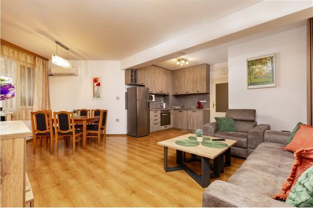 Glorious | 2-Bedroom apartment near Youth Hill |
