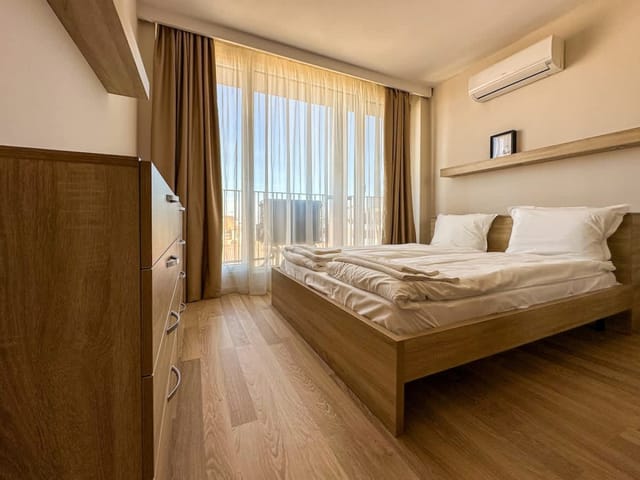 Quiet &amp; Comfortable Urban Retreat - Photo 4