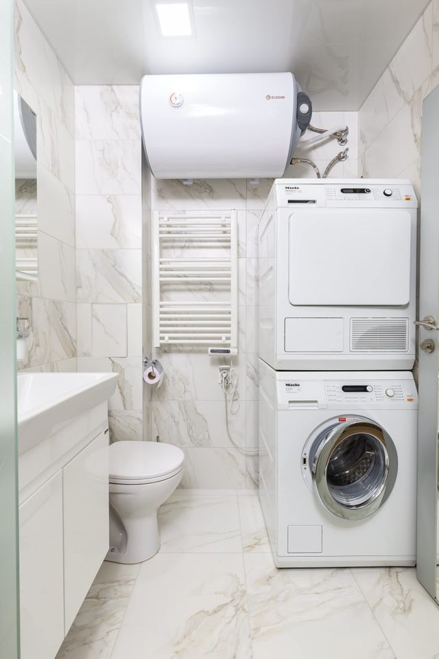 The Cozy Nest - Modern 1BR with Balcony