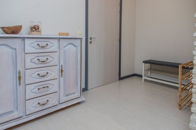 Lovely 3BD flat with Parking and Sea View