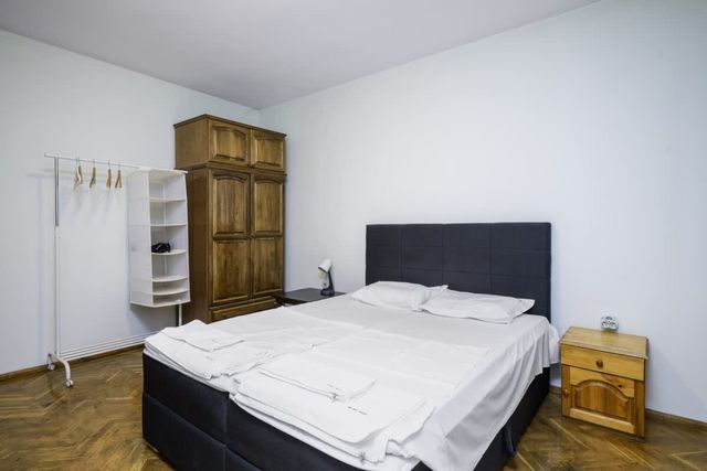 Spacious&Minimalistic 2BD Apt