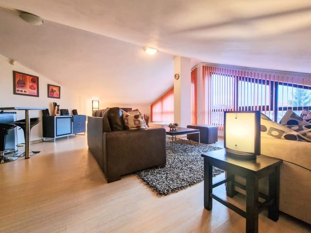 Glazne River View - 2BDR | 2BTHR Flat with a View