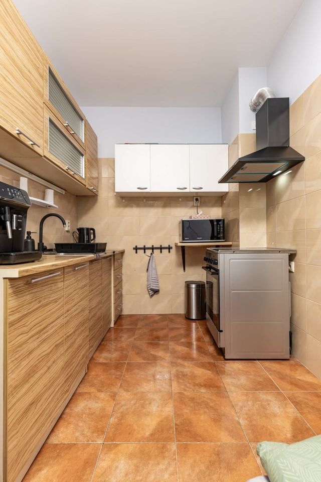 Cozy Floor from a House Near the City Center