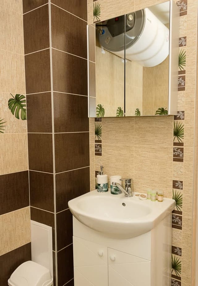 Seaview Haven: Elegant 2BD Flat in Balchik