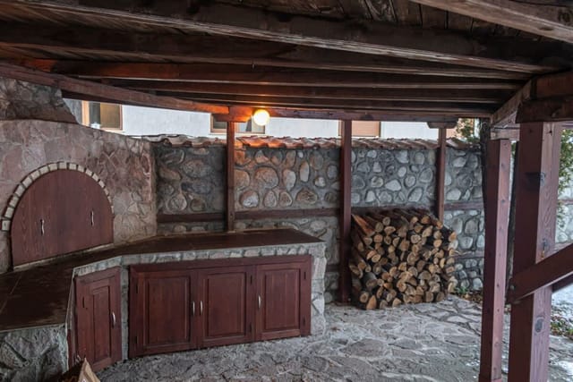 Cozy and Spacious House in The Heart of Bansko