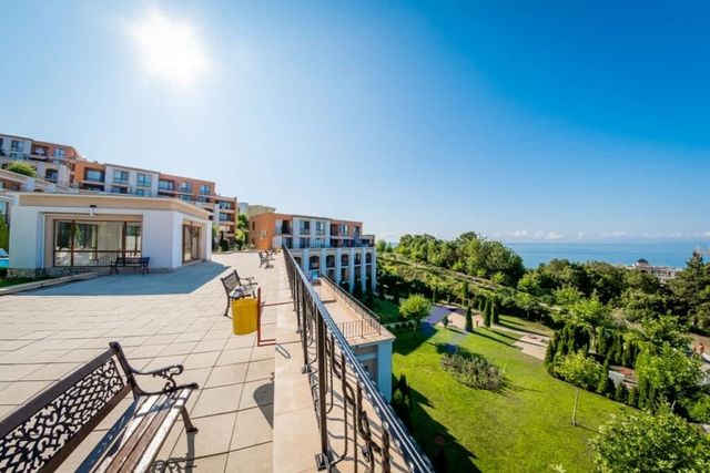 Imperial Fort Apartment with Sea View