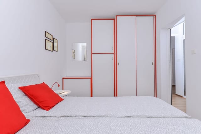 Eleganto - Central 2BD Stylish Apartment