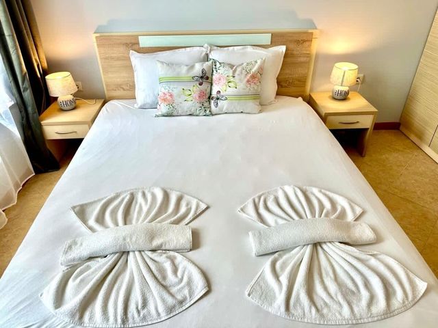 Apartment with Terrace  Royal Sun