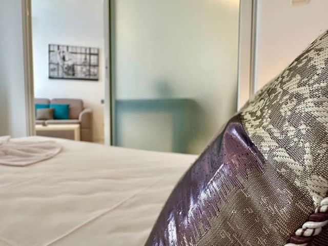 Cozy  pool view apartment on complex Rainbow 3