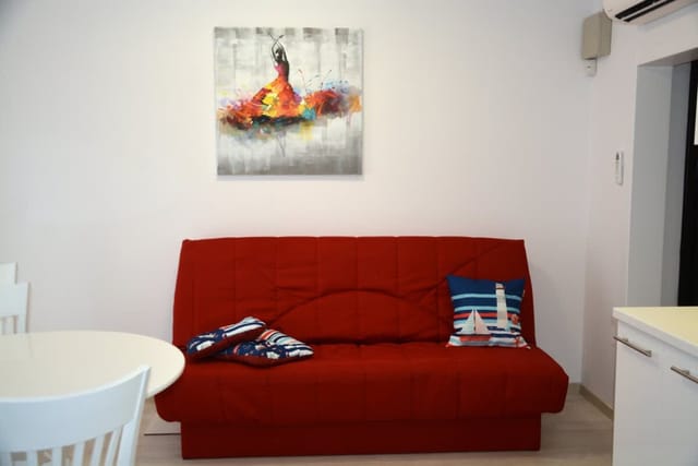 Unbeatable Location: New Lux Apartment Varna beach